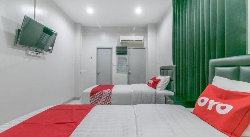 Oyo 818 Suksomboon Hotel Banguecoque