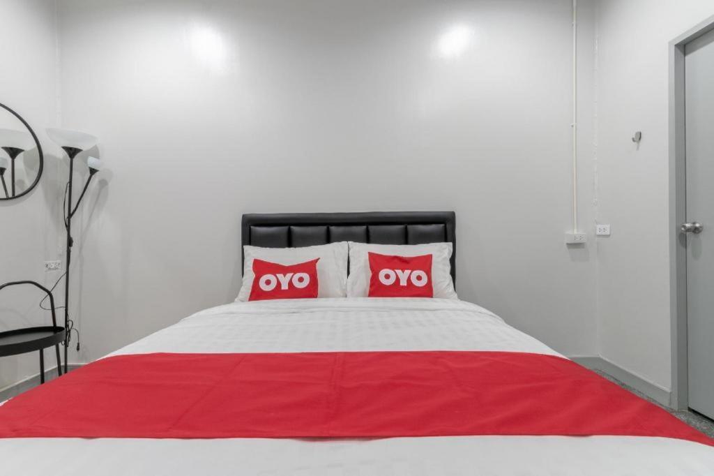 Oyo 818 Suksomboon Hotel 2*