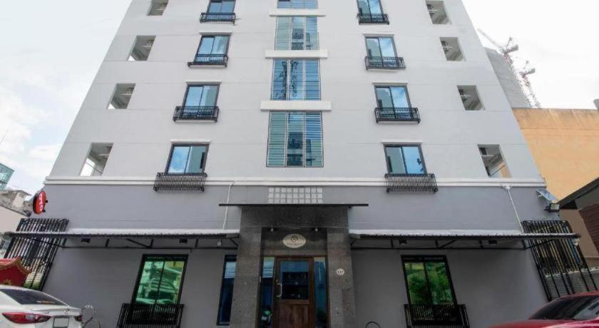 Oyo 818 Suksomboon Hotel Bangkok
